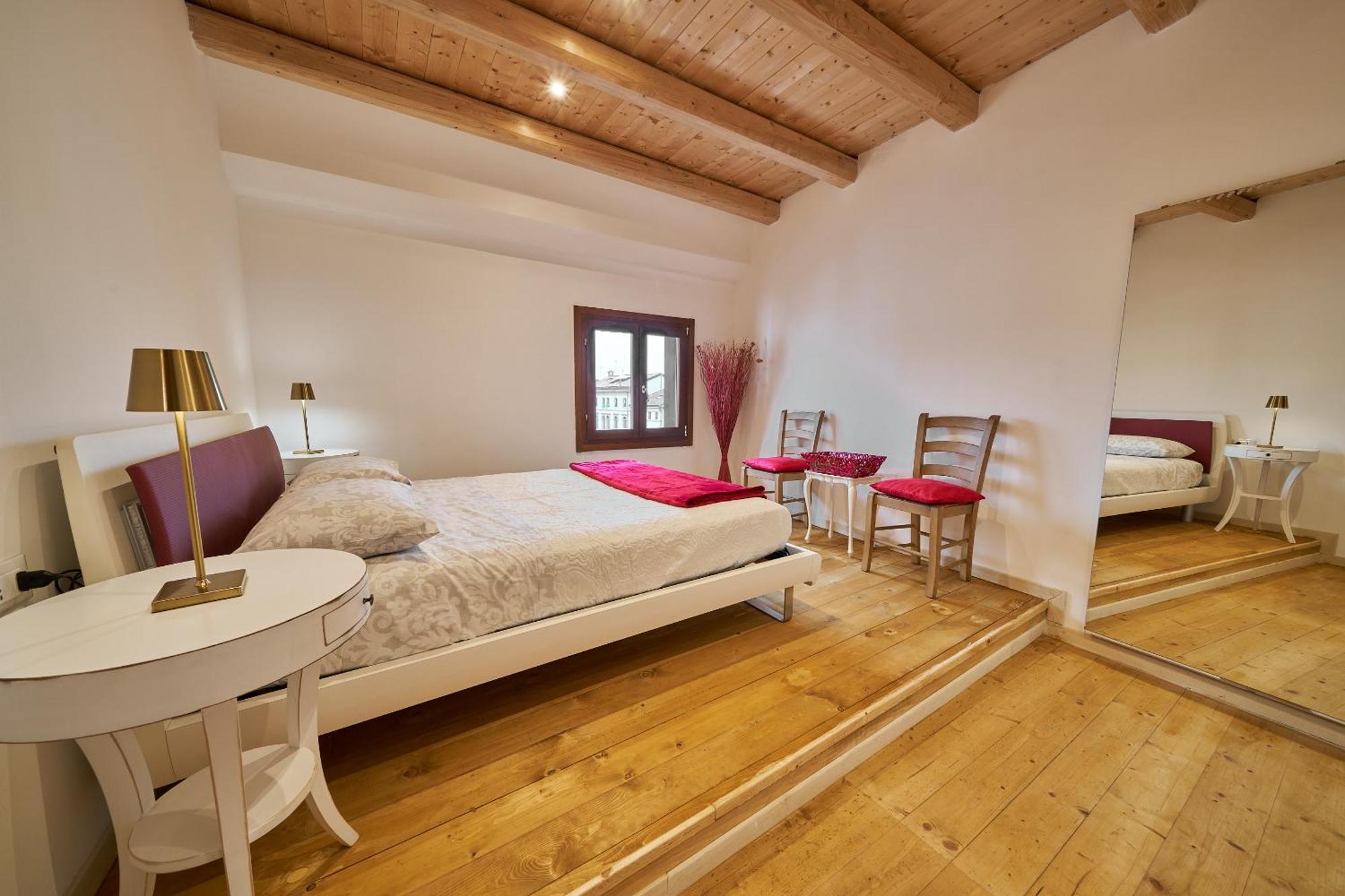 Attico Di Piazza Cima Apartment Conegliano Luaran gambar
