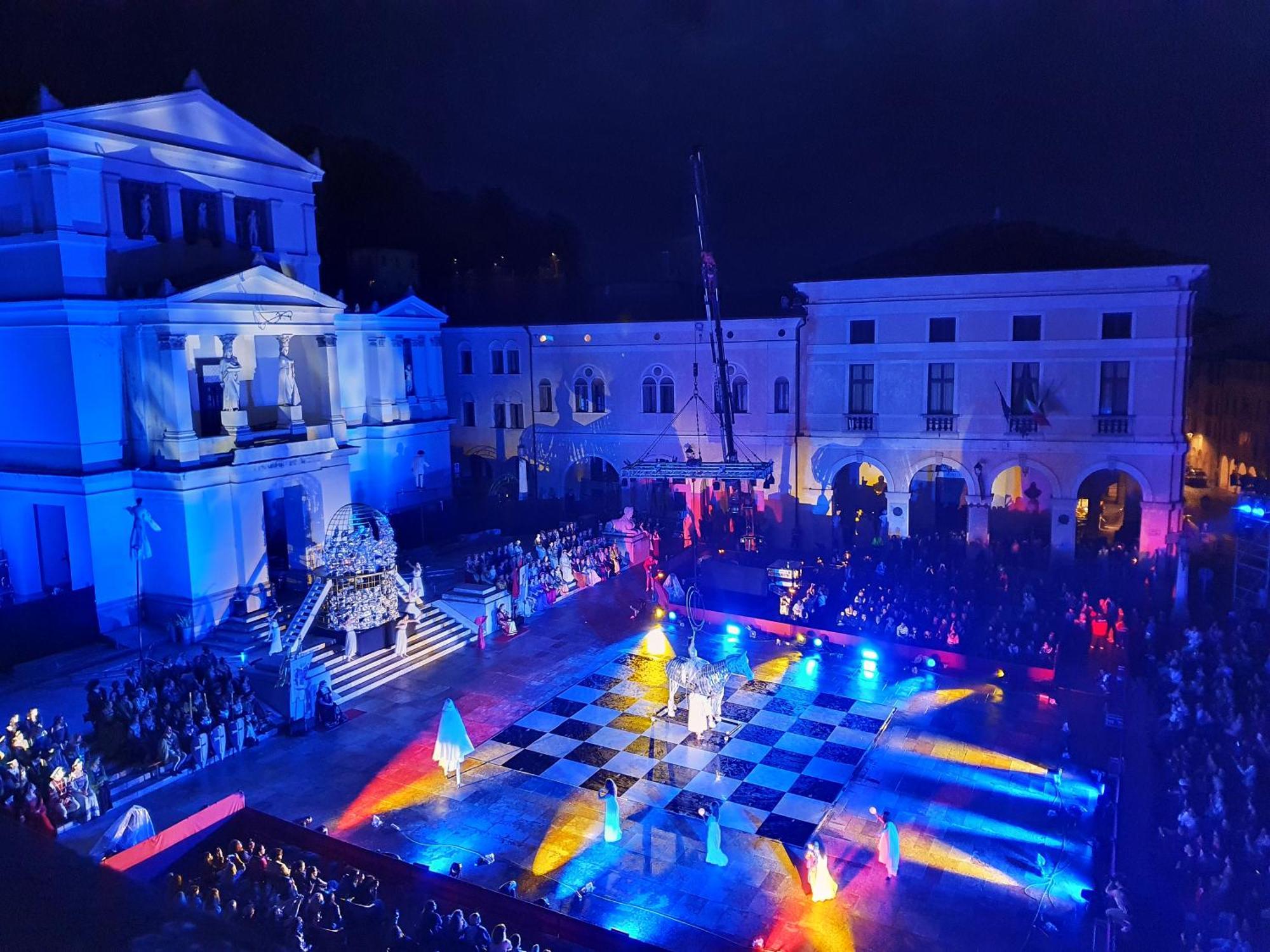 Attico Di Piazza Cima Apartment Conegliano Luaran gambar