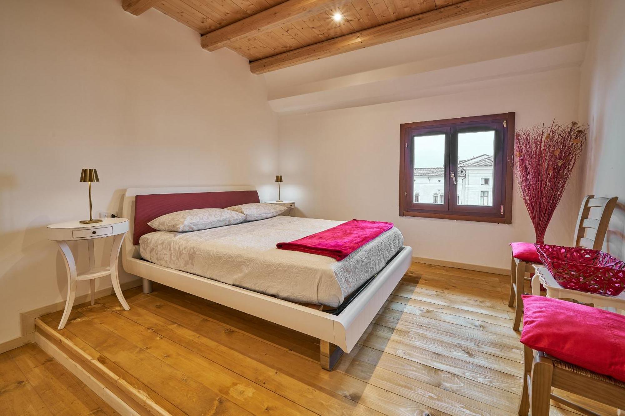 Attico Di Piazza Cima Apartment Conegliano Luaran gambar